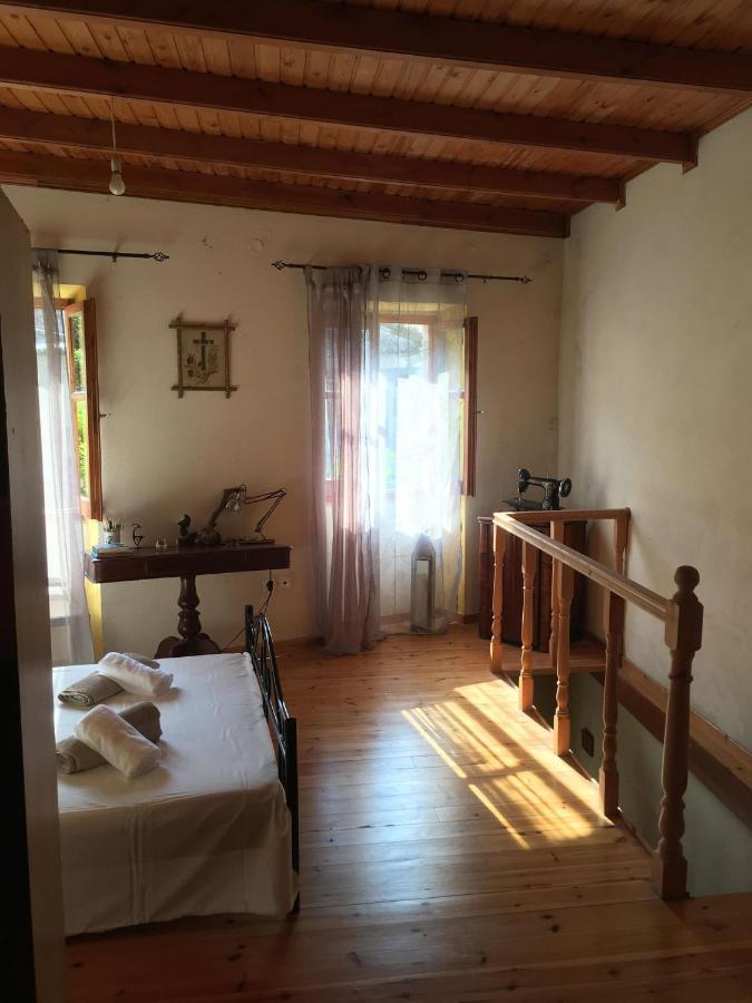 Country Traditional House In Corfu Village, Greece Sinarades ภายนอก รูปภาพ